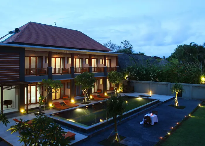 Kubu Cempaka Hotel 3*
