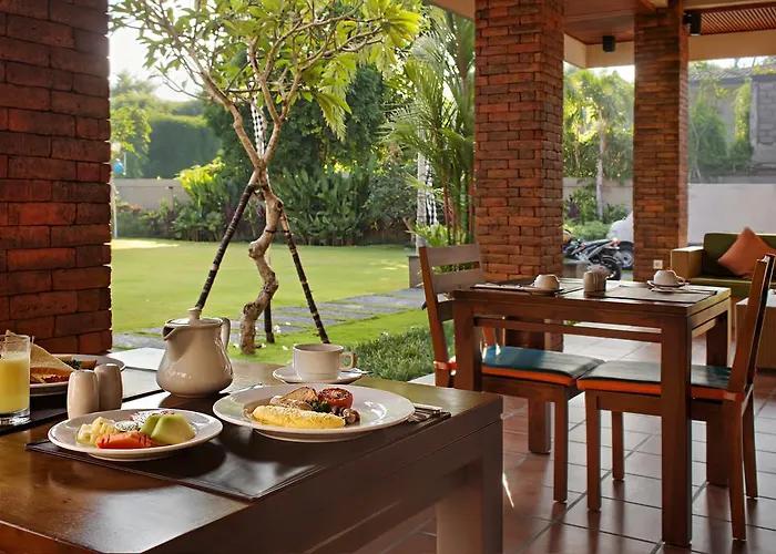 Kubu Cempaka Hotel 3*